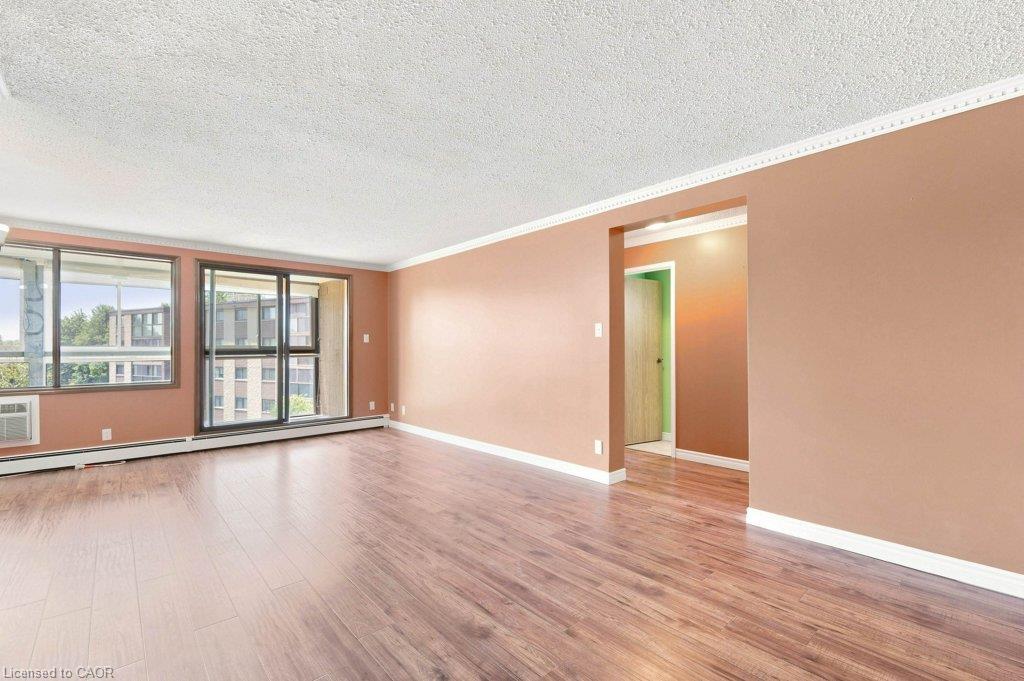 406-400 Champlain Boulevard Property Photo 14