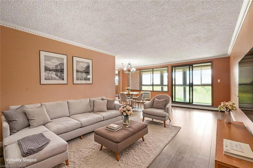 406-400 Champlain Boulevard Property Photo 14