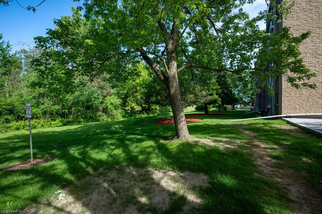 406-400 Champlain Boulevard Property Photo 36