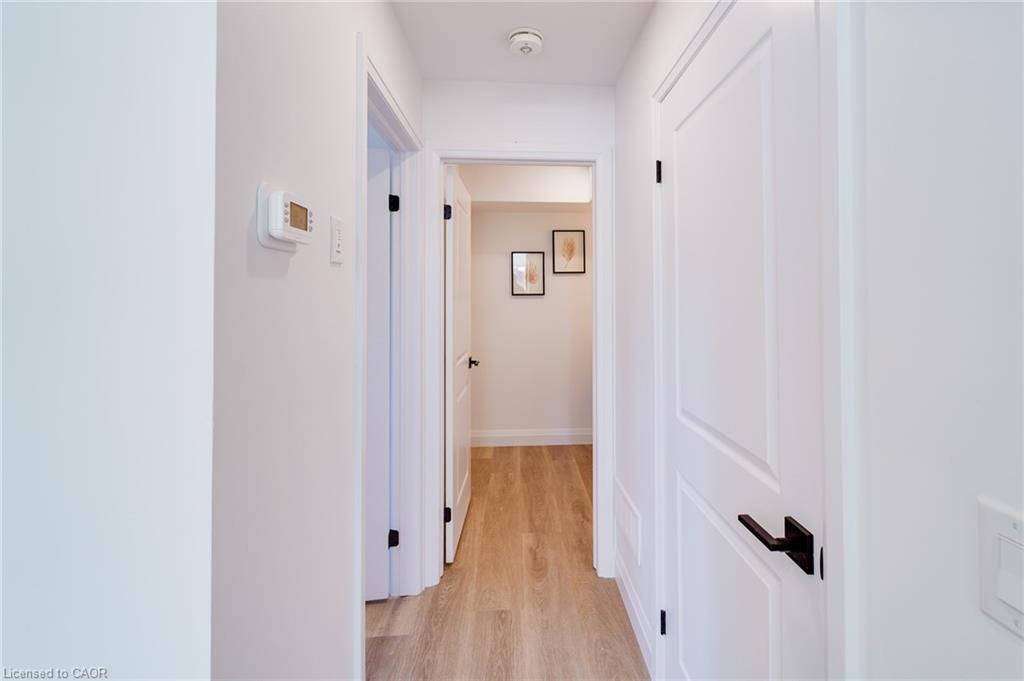 3-825 Stirling Avenue S Property Photo 10