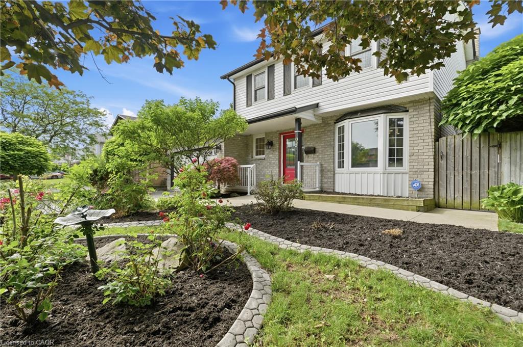 95 Birchpark Drive Property Photo 3