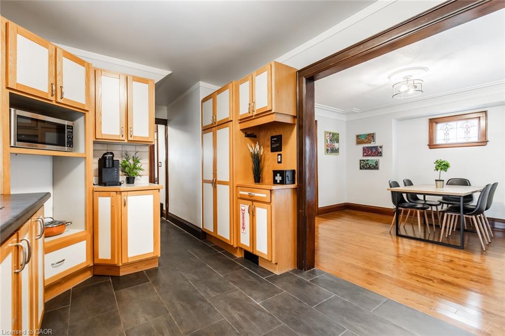60 Lake Avenue Drive Property Photo 11