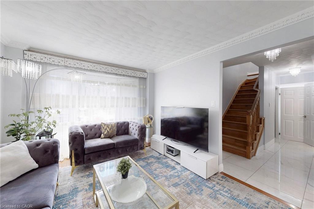 18 Millpond Place Property Photo 4