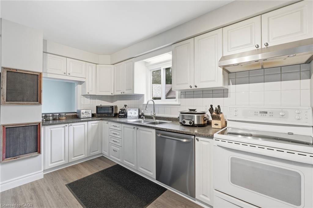 20 Mansfield Street Property Photo 12