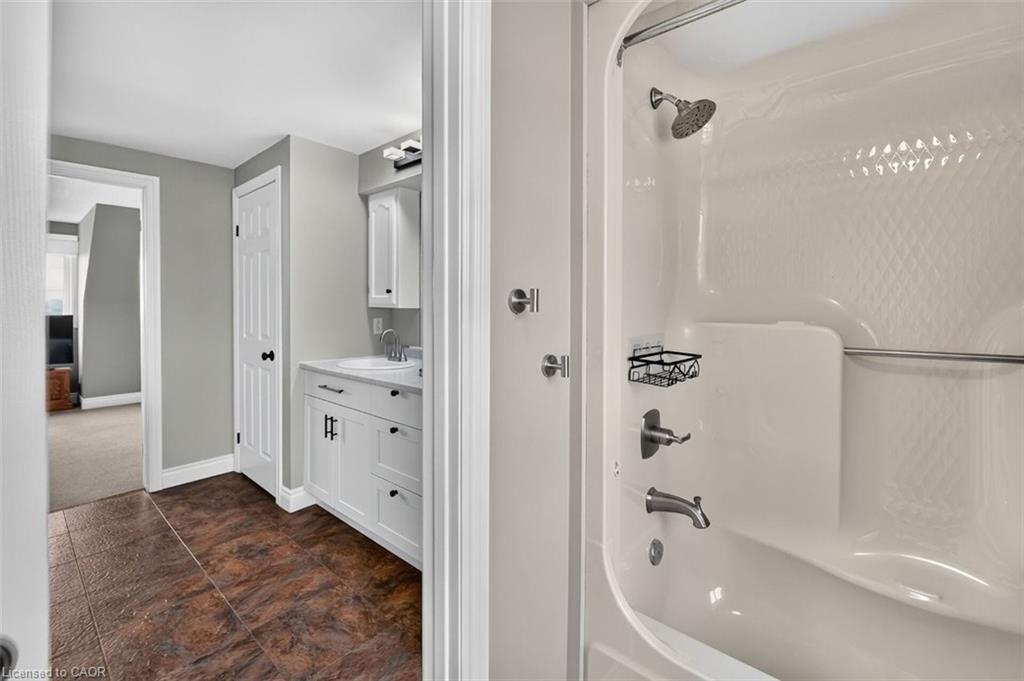 2471-2467 Port Davidson Road Property Photo 19