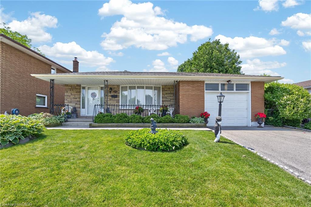 11 Fassett Avenue Property Photo 1