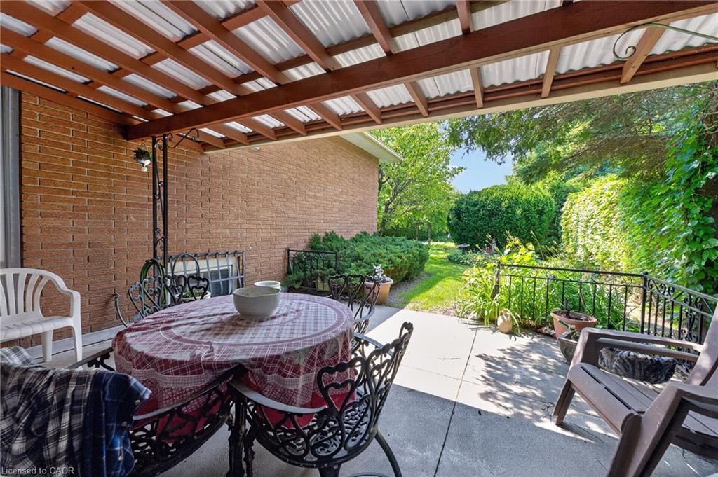 11 Fassett Avenue Property Photo 30