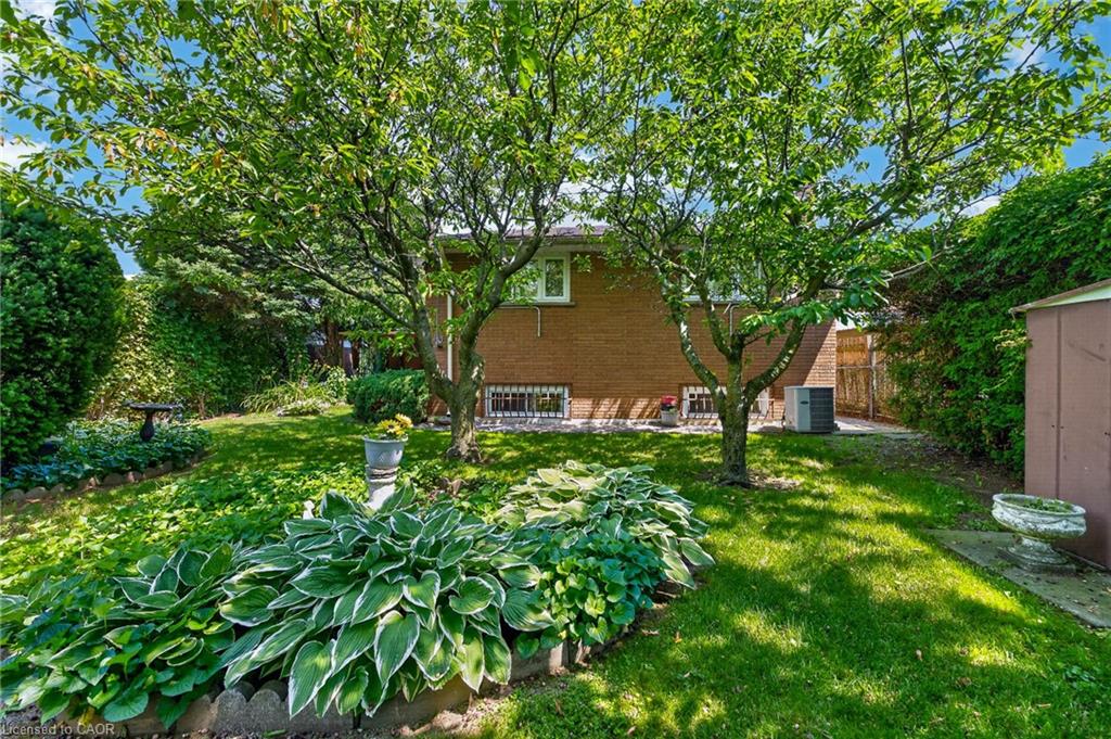 11 Fassett Avenue Property Photo 31