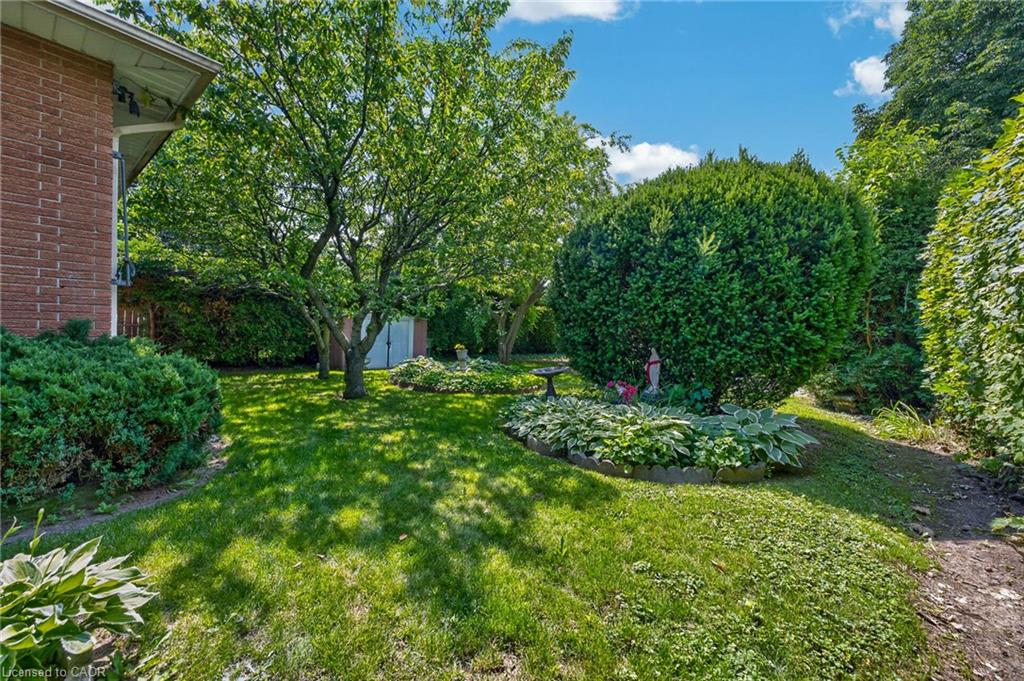 11 Fassett Avenue Property Photo 35
