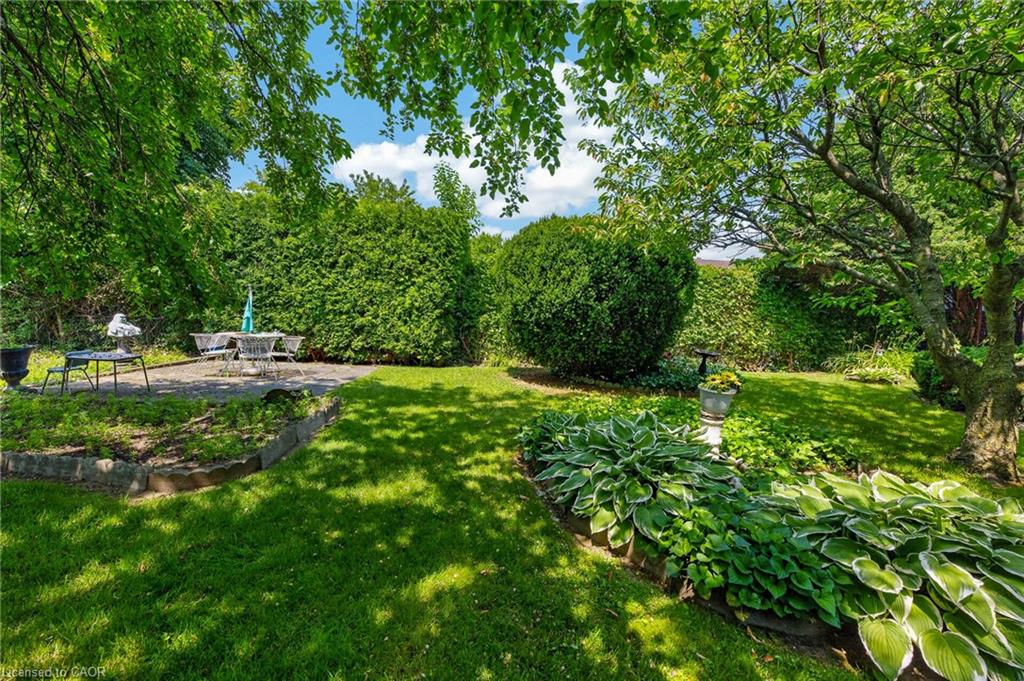 11 Fassett Avenue Property Photo 38