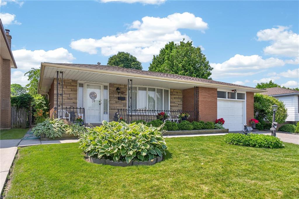 11 Fassett Avenue Property Photo 39