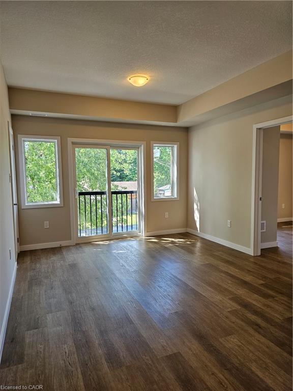2-721 Dolph Street N Property Photo 2