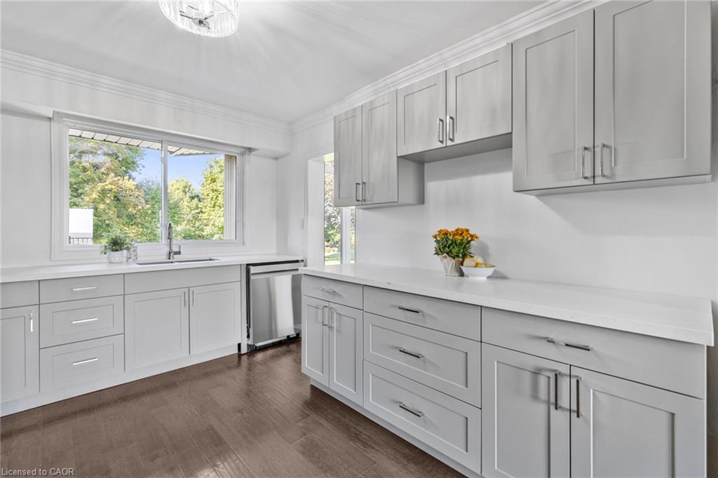 50 Oak Avenue Property Photo 6