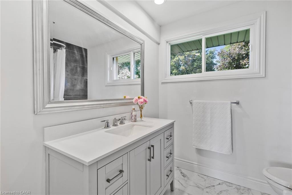 50 Oak Avenue Property Photo 10