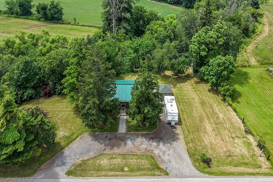 2856 South Grimsby Rd 8 Property Photo 2