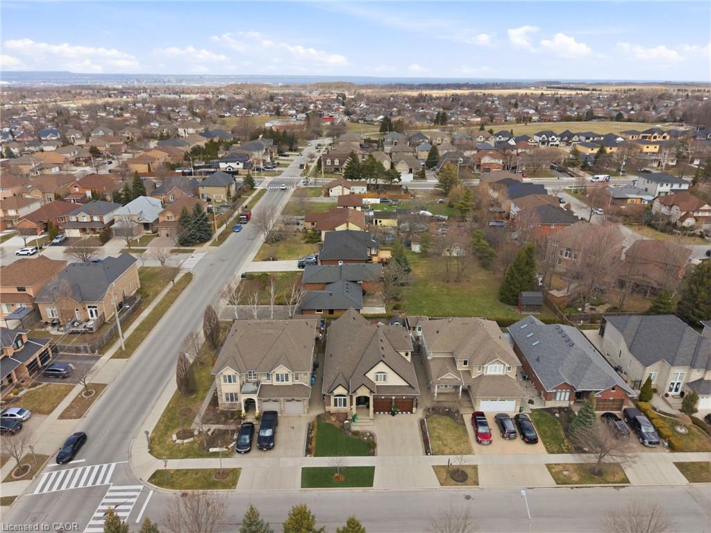85 Hillcroft Drive Property Photo 4