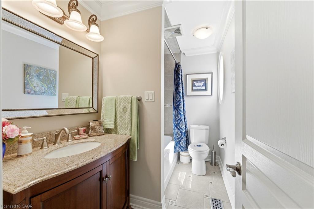 85 Hillcroft Drive Property Photo 39