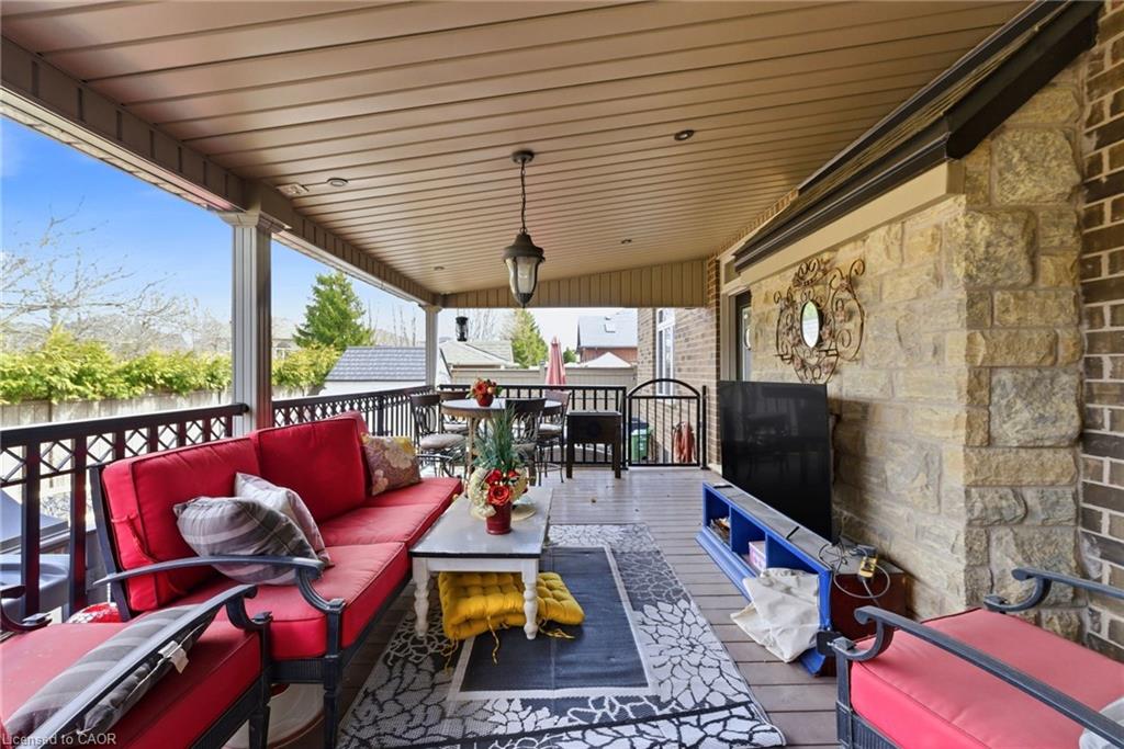 85 Hillcroft Drive Property Photo 45