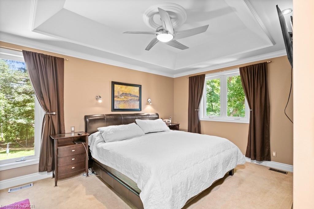 583 Stephens Crescent Property Photo 19