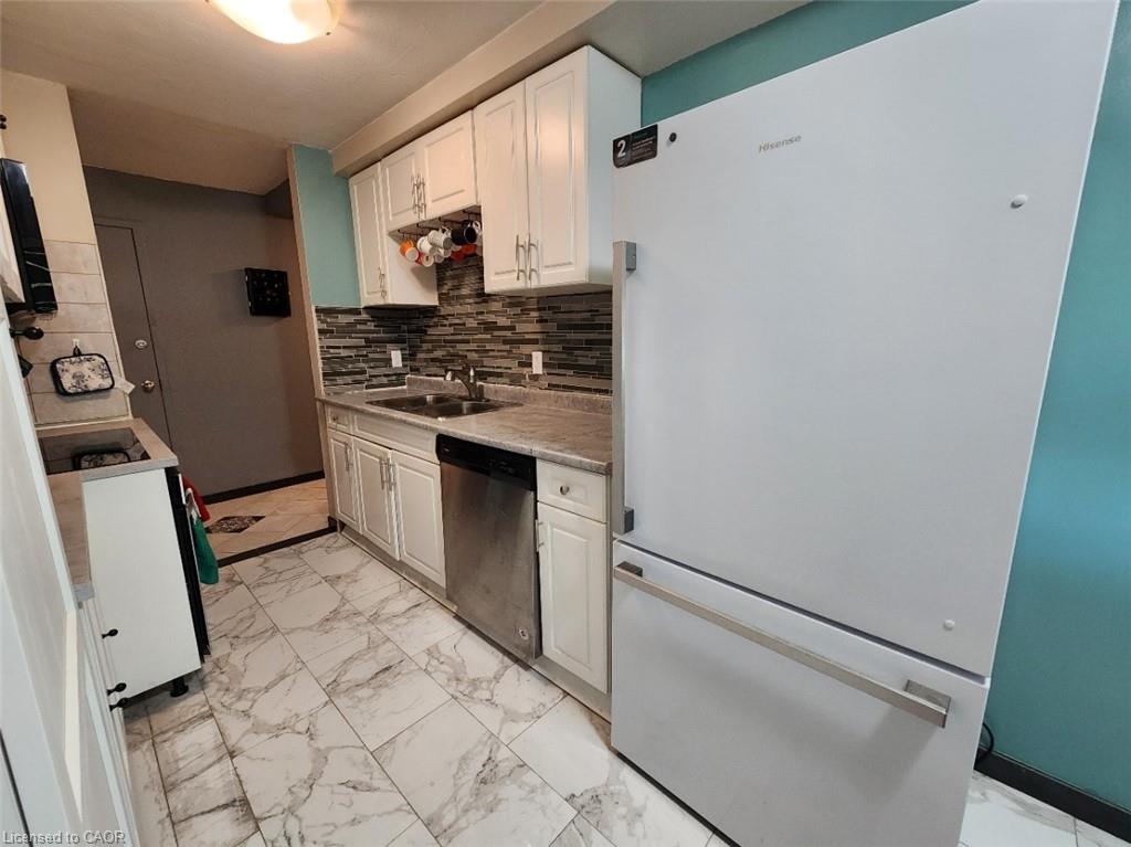 6-689 Barber Avenue N Property Photo 20