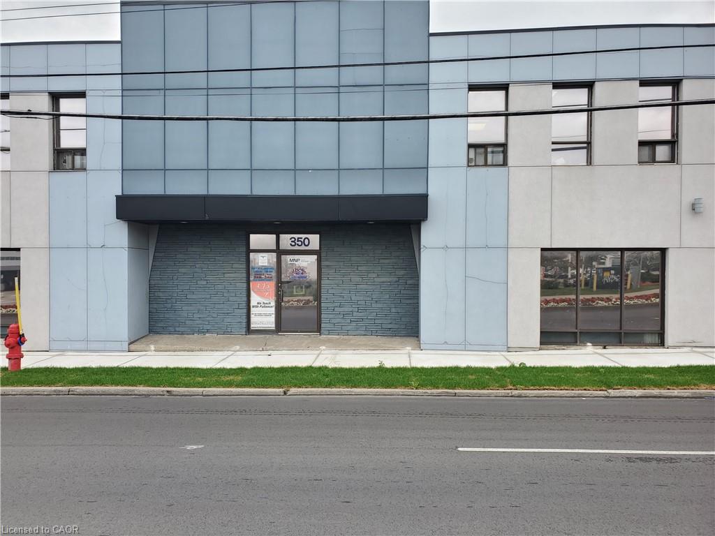 206-350 Kenilworth Avenue N Property Photo 2