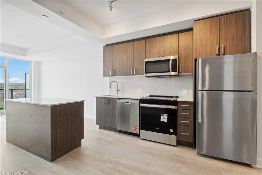 1302-2782 Barton Street E Property Photo 10