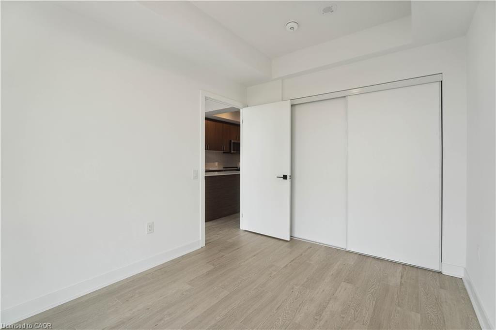 1302-2782 Barton Street E Property Photo 17