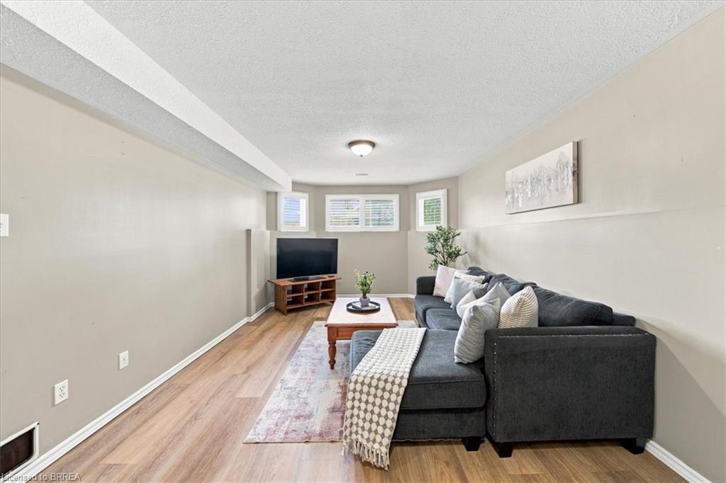 2 Dunton Lane Property Photo 30