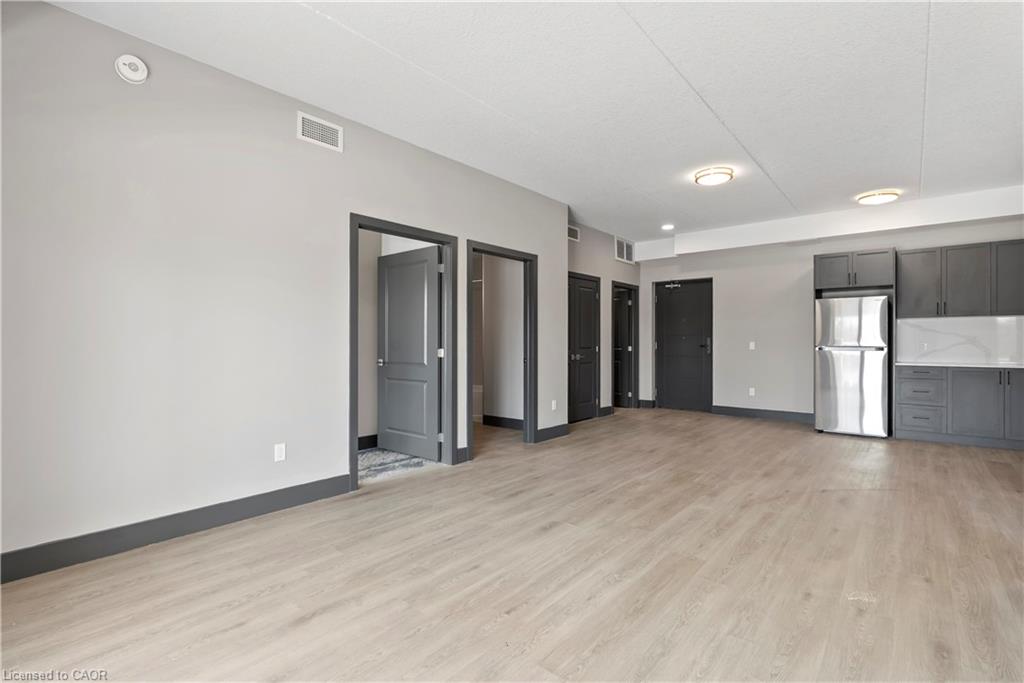 103-773 Princess Street Property Photo 9