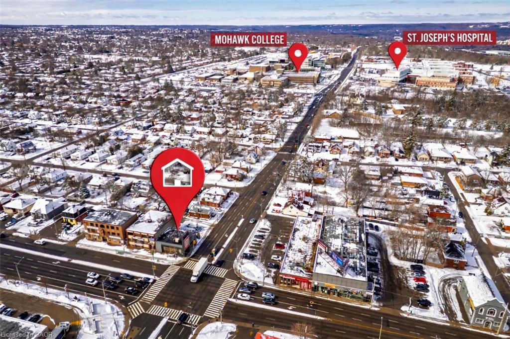 634 Upper James Street Property Photo 2
