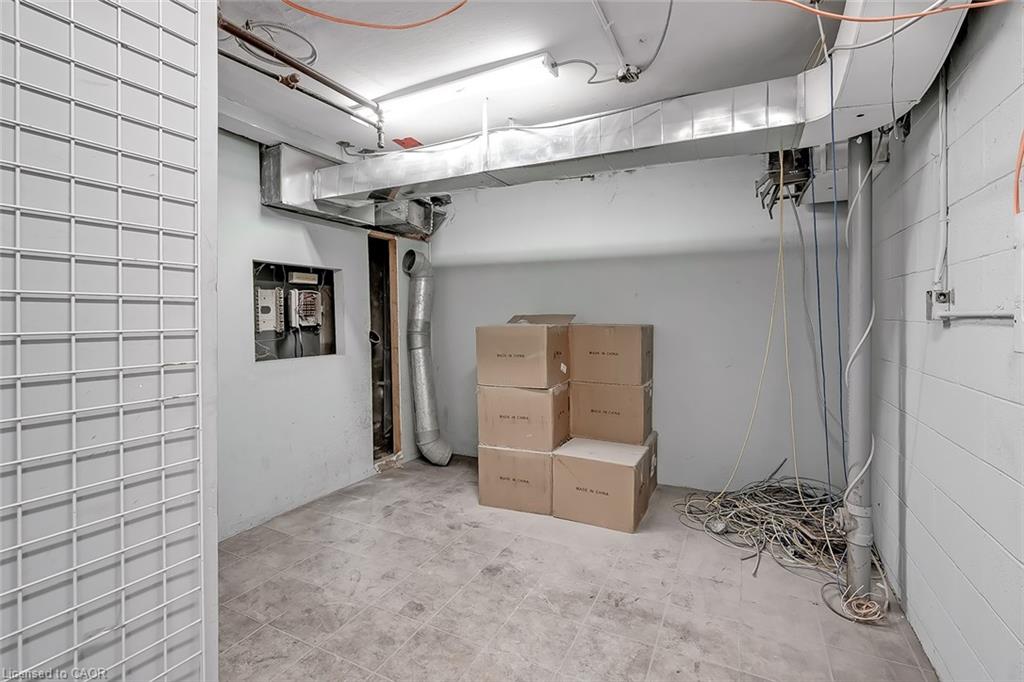 634 Upper James Street Property Photo 25