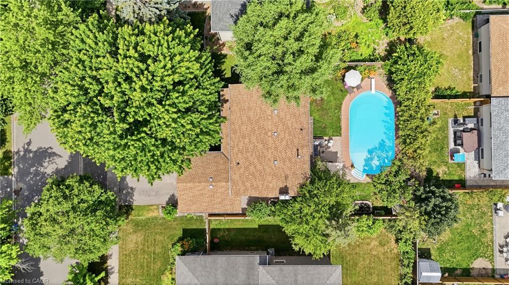 463 Gowland Crescent