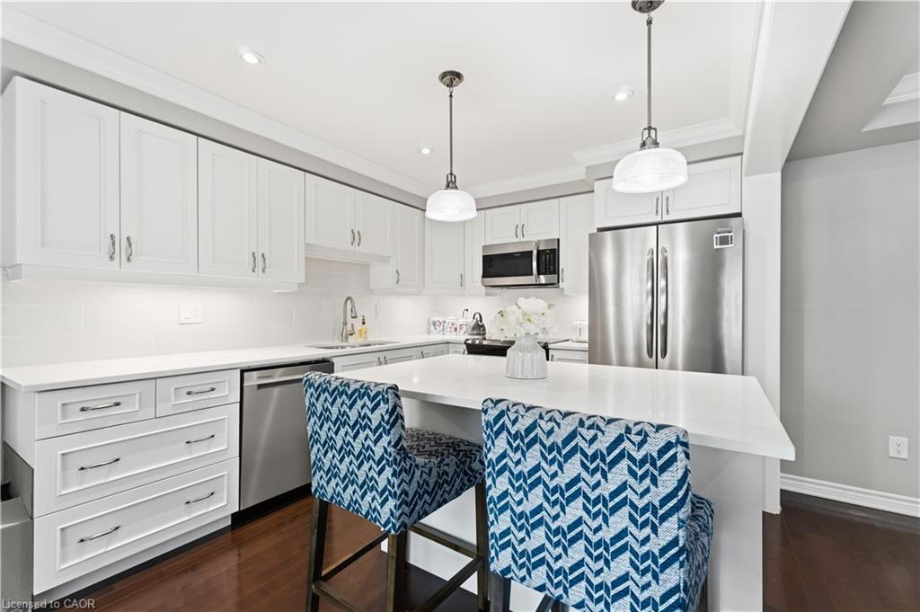 33-22 Spring Creek Drive Property Photo 18