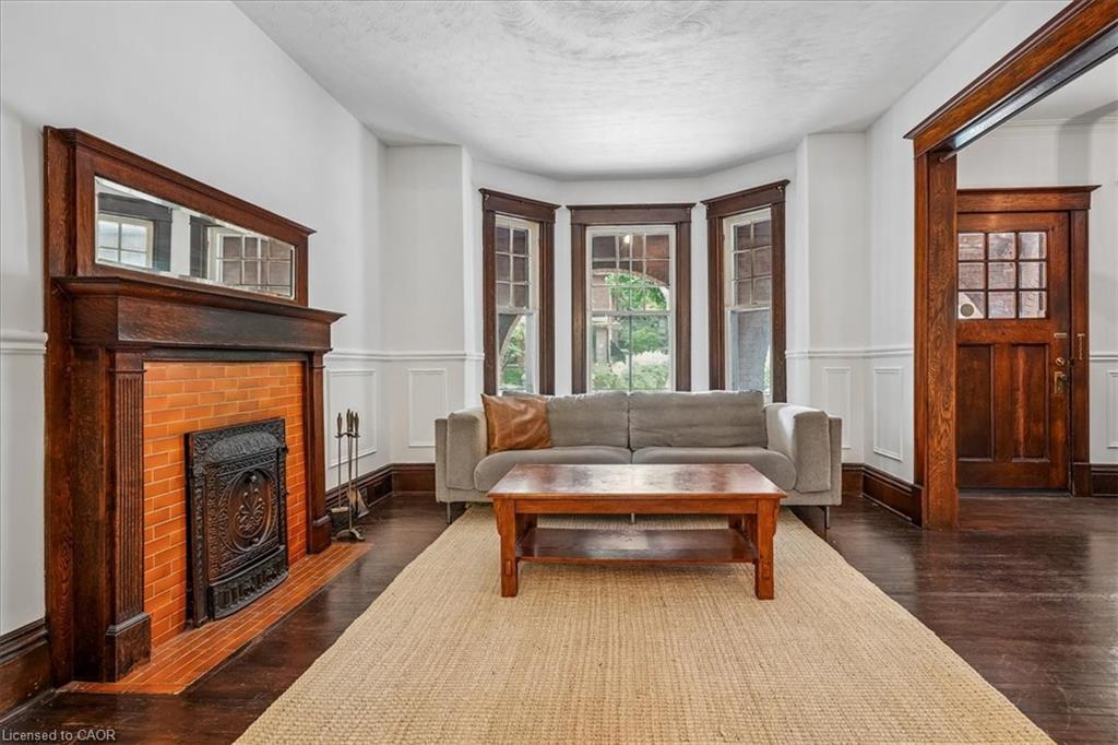 33 Saint Clair Avenue Property Photo 9