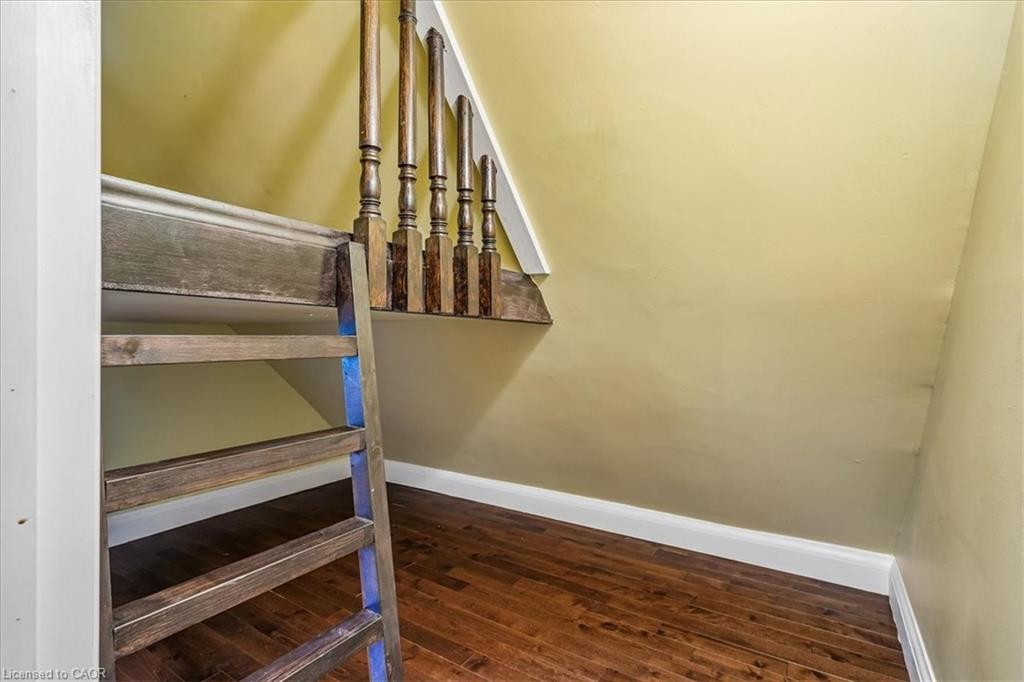 33 Saint Clair Avenue Property Photo 29