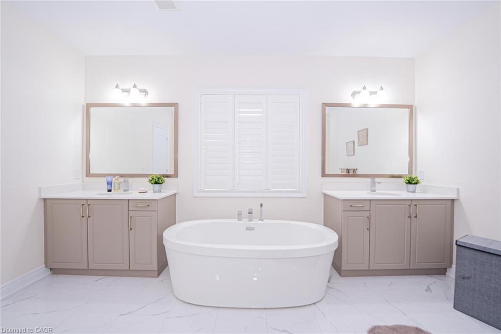 19 Daisy Meadow Crescent Property Photo 30