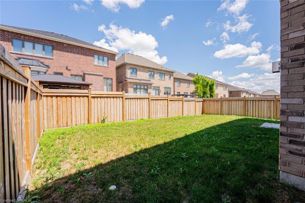 19 Daisy Meadow Crescent Property Photo 47