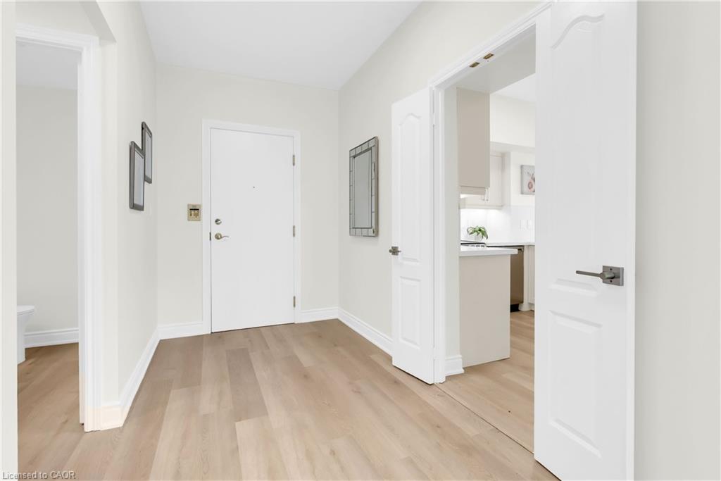 1603-2111 Lake Shore Boulevard W Property Photo 6