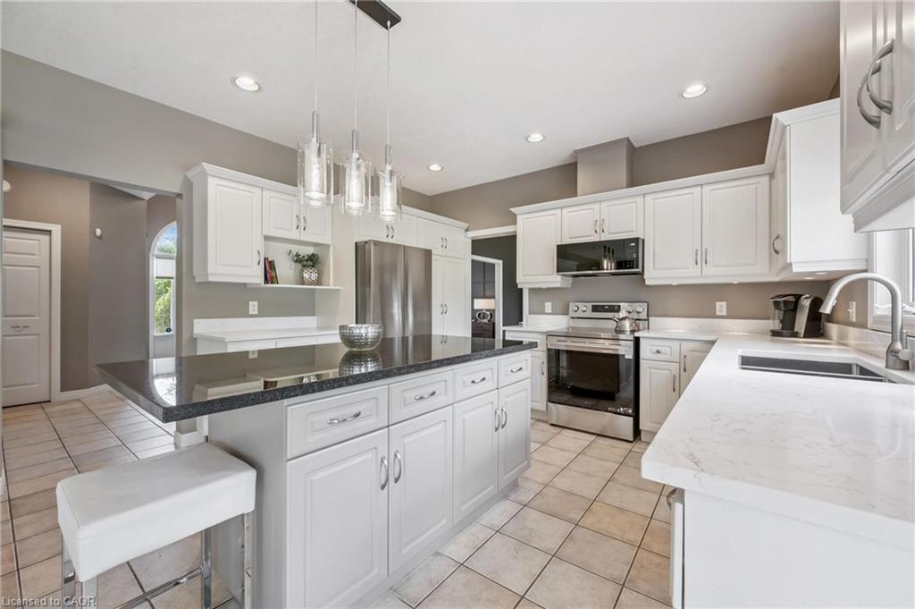 12 Telfer Glen Street Property Photo 11