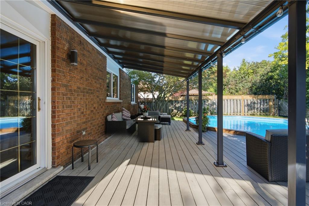 7 Apex Court Property Photo 40