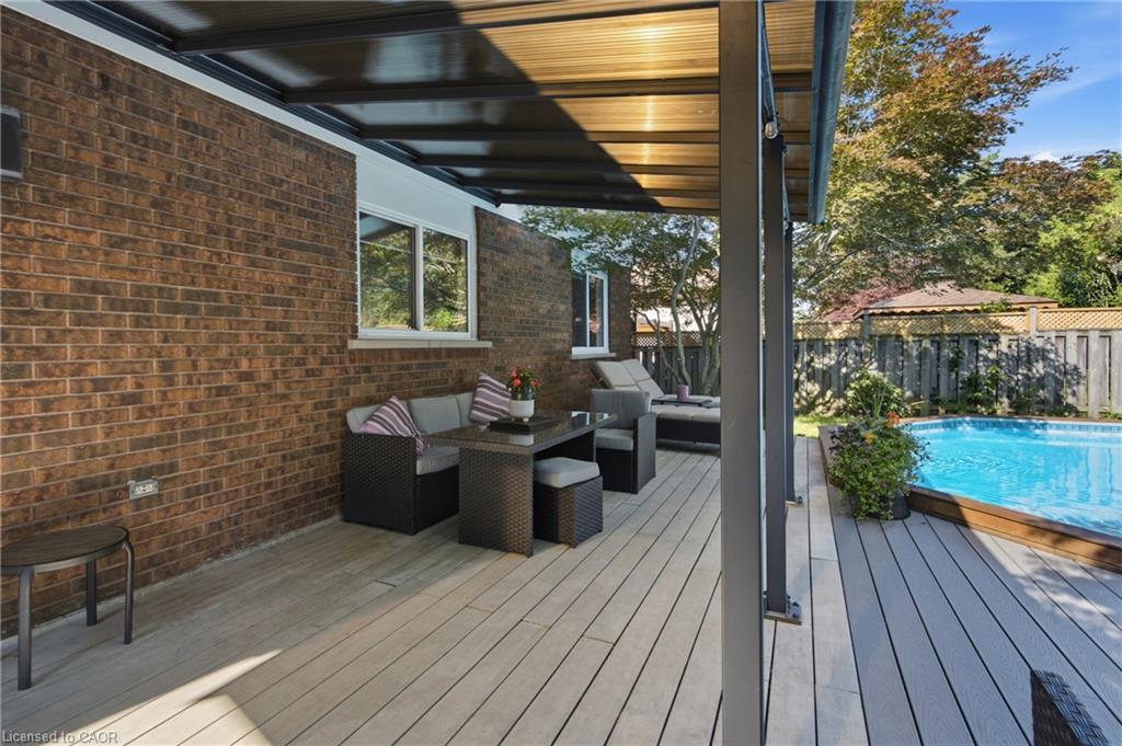 7 Apex Court Property Photo 41
