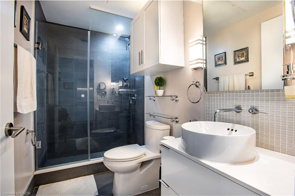 2512-185 Roehampton Avenue Property Photo 25