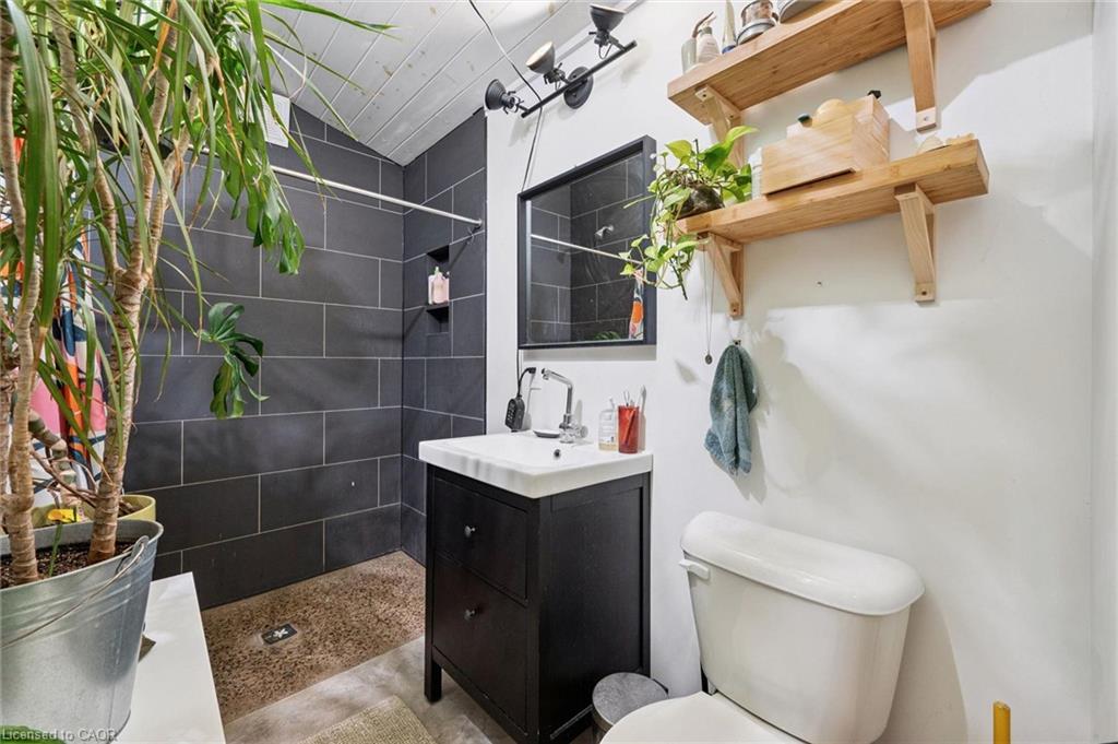 6 Pearl Street Property Photo 20