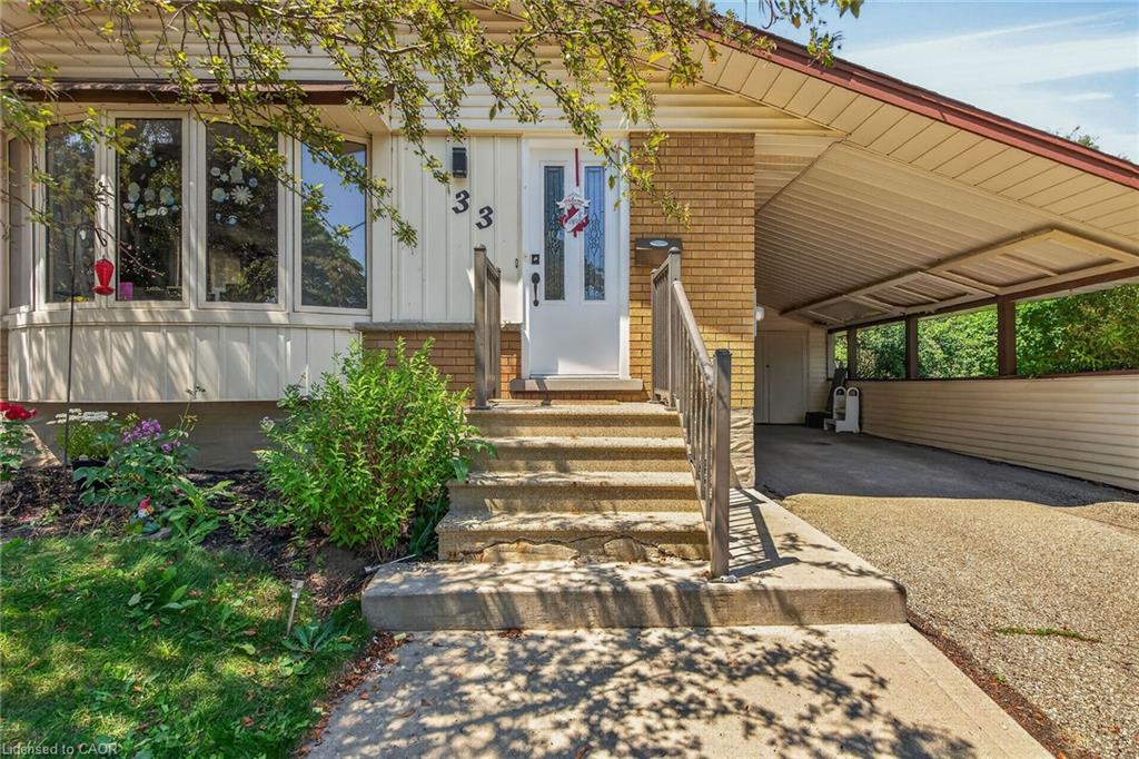 33 Ruskview Road Property Photo 4