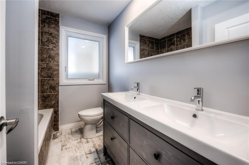 33 Ruskview Road Property Photo 14