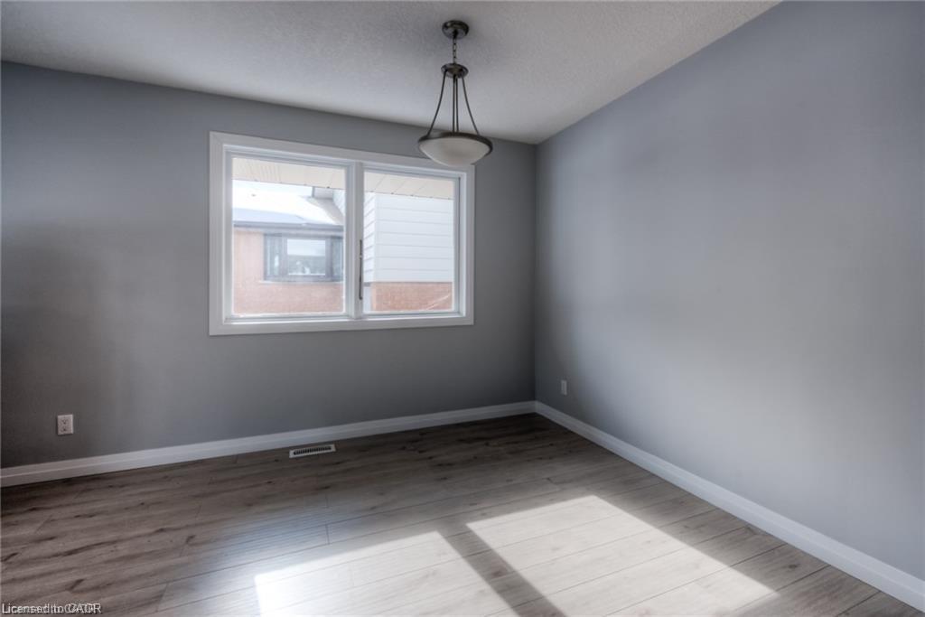 33 Ruskview Road Property Photo 16