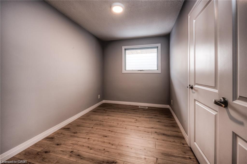 33 Ruskview Road Property Photo 17