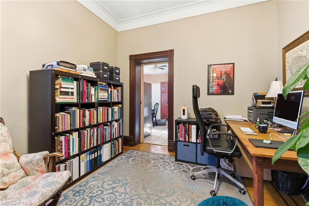 30 Ontario Avenue Property Photo 10