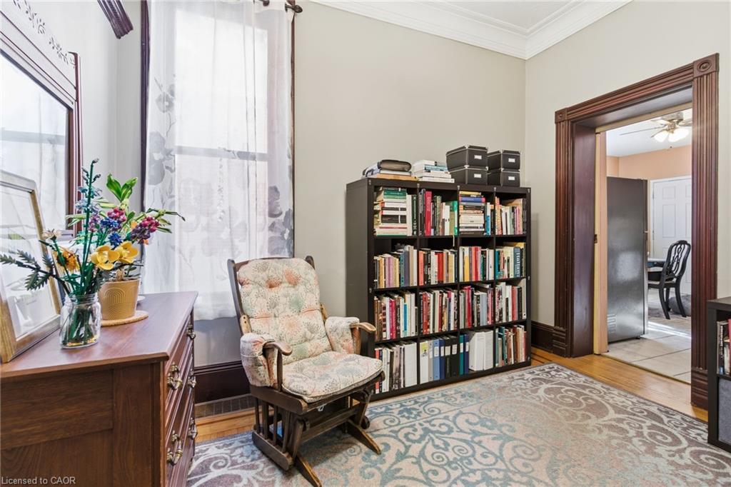 30 Ontario Avenue Property Photo 11