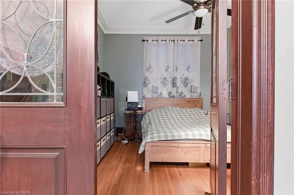 30 Ontario Avenue Property Photo 14
